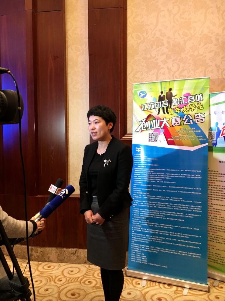 人才中心主會接受采訪